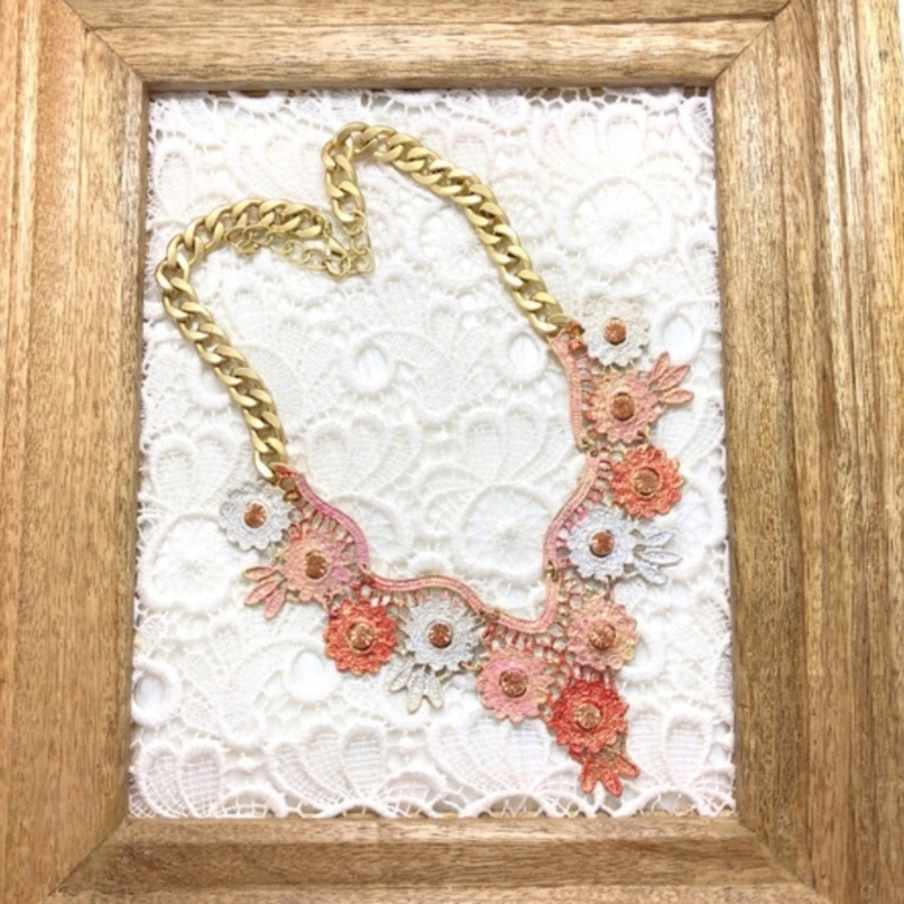 Romantic Antique Style Flower Chain‎ Doily Necklace
